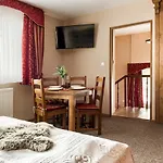 Kocham Tatry Frühstückspension 3*