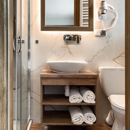 住宿加早餐酒店 Kocham Tatry 3*