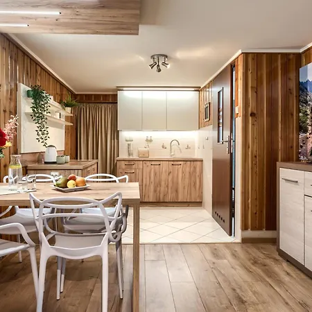 住宿加早餐酒店 Kocham Tatry 3*